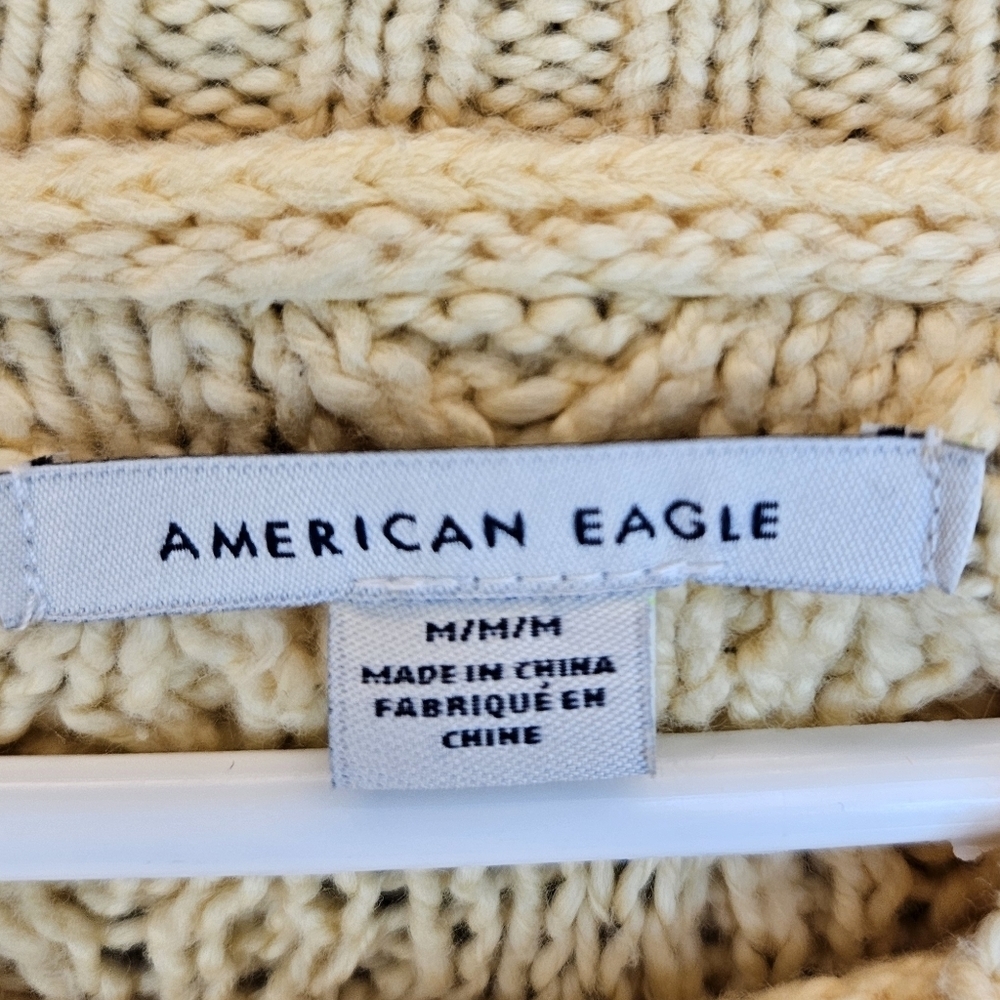 American Eagle Womens Yellow Knit Cropped Sweater Sz M Turtleneck Pullover* - Picture 6 of 9